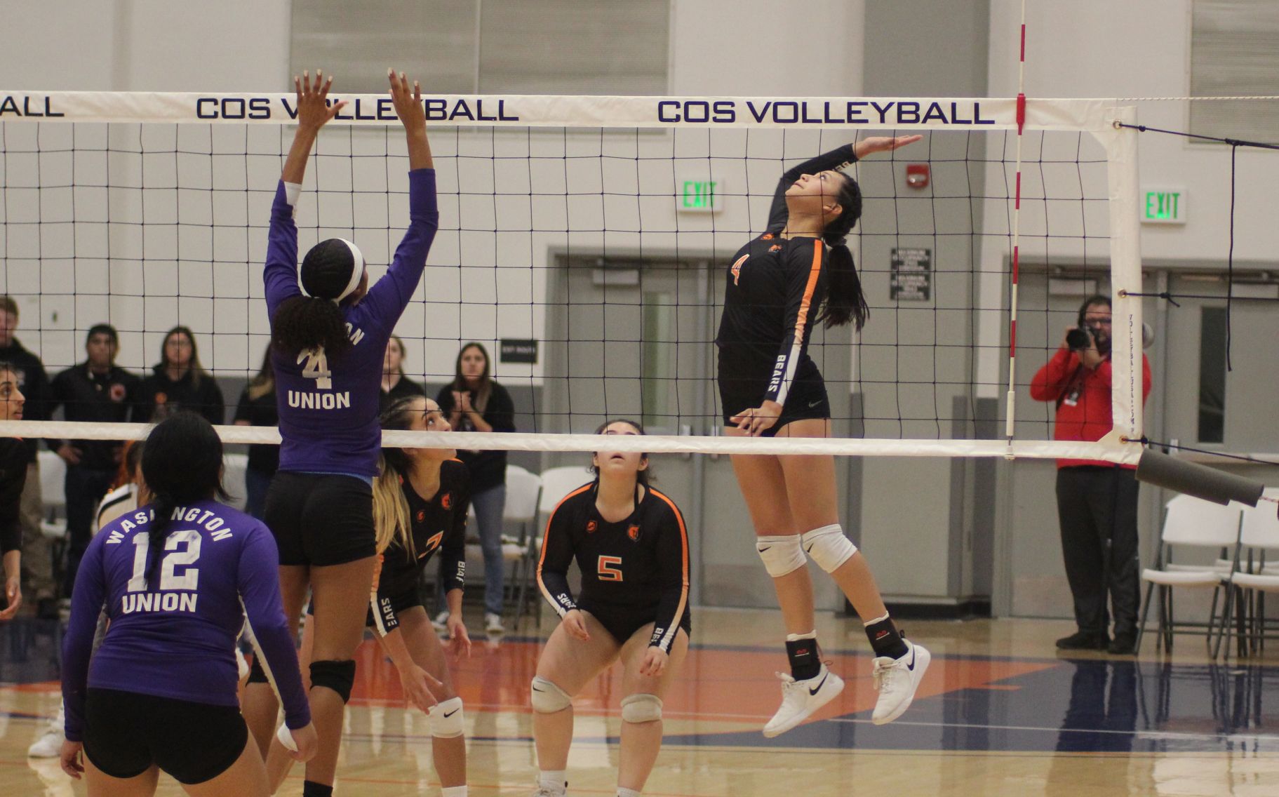 Selma falls short